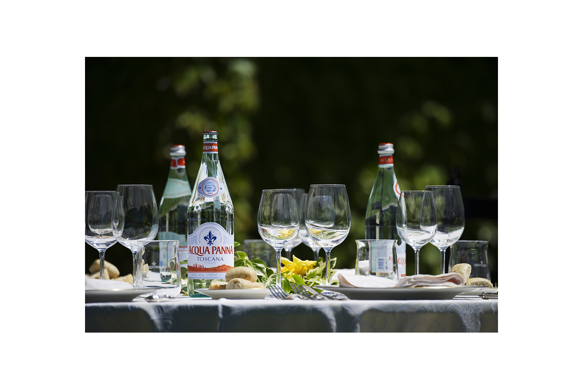 Nước Khoáng Acqua Panna Toscana